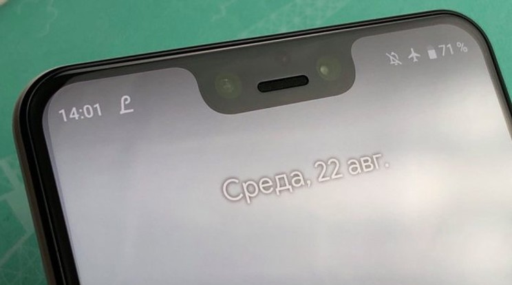 Hatalmas szenzorsziget lóg majd a Google Pixel 3 XL kijelzőjébe /Fotó: 9to5Google