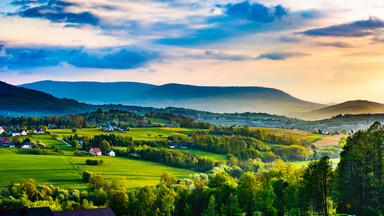 Turyści wyruszyli odkrywać Beskid Wyspowy