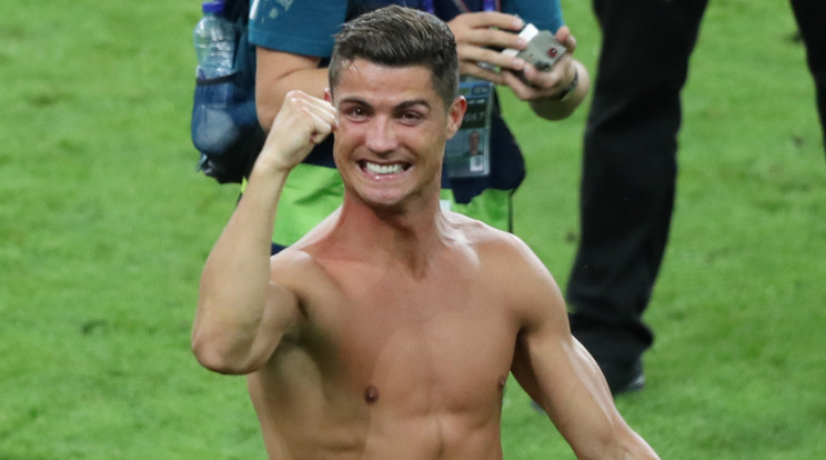 Ronaldo öröme érthető: a korábbi spanyol szépségkirálynő már Madridba is költözött miatta /Fotó: AFP