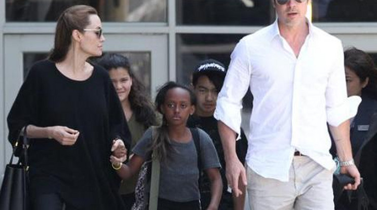 Jolie és Pitt nászútra mentek 