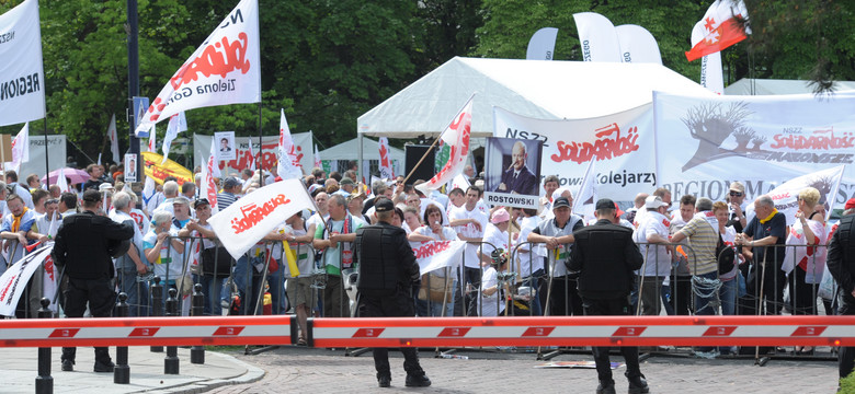 Polacy przeciwni protestom w trakcie Euro