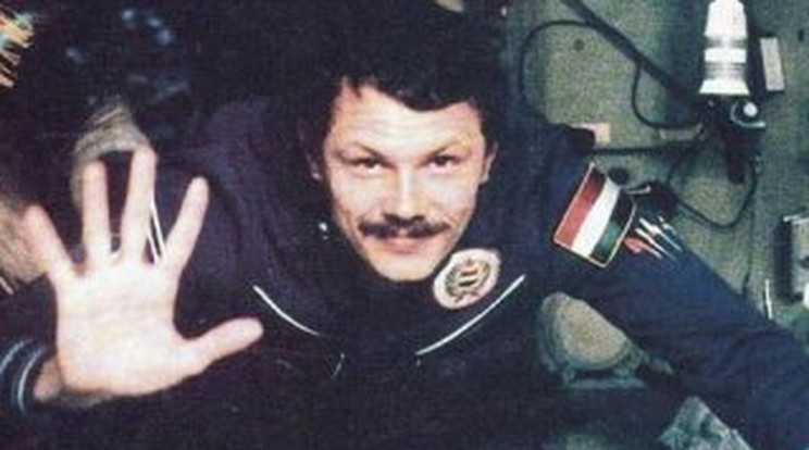 Farkas Bertalan 1980 május 20-án szállt fel Valerij Kubaszovval, június 3-án tértek vissza a Földre