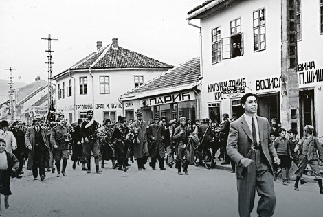 Četnici na ulicama Užica