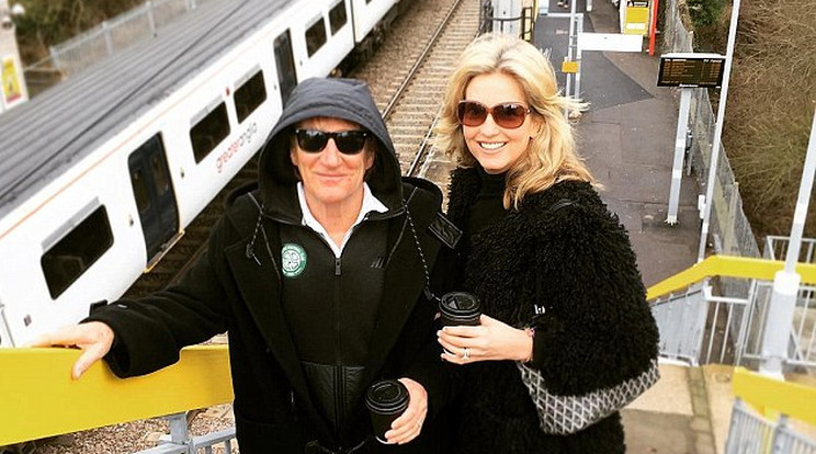 Rod és Penny vonatra szállnak/Fotó:Instagram