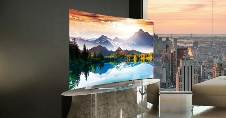 LG inwestuje w ekrany OLED, dzięki czemu jest w stanie osiągnąć niższą cenę, niestety dla większości z nas wciąż jest ona zdecydowanie za wysoka