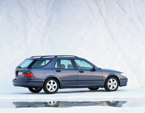 Saab 9-5 2.3 Turbo - Niebanalne rozwiązanie