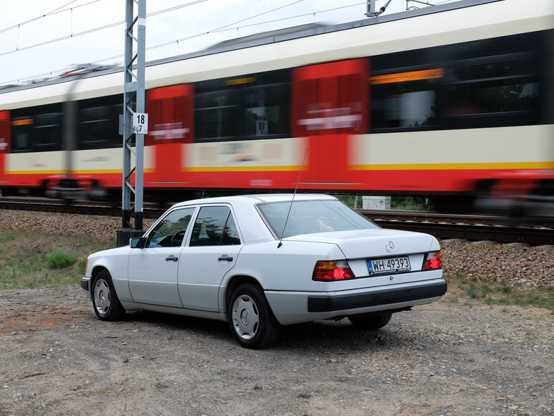 Mercedes W124 200D