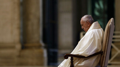Poruszająca modlitwa samotnego papieża Franciszka przejdzie do historii