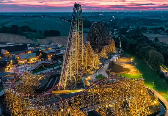 Ma 61 metrów wysokości. W Polsce powstał najwyższy na świecie drewniany rollercoaster