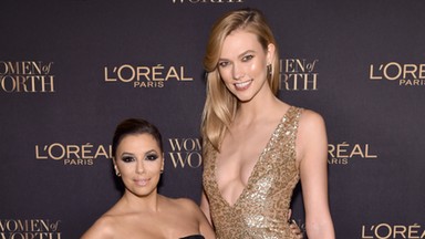 Eva Longoria i Karlie Kloss na gali L'Oreal. Aktorkę i modelkę dzieli 30 centymetrów!