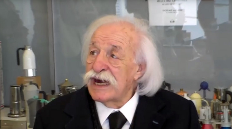 93 évesen hunyt el a kávéfőzőkirály / Fotó: Youtube
