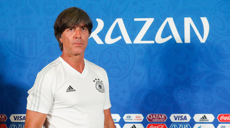 Joachim Löw komoly lépésekre készül /Fotó: MTI/ EPA/ Szerhij Dolzsenko