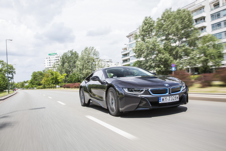 BMW i8