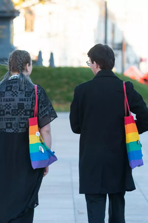 Nowy ranking szkół przyjaznych LGBTQ+. Przy okazji sondaż ujawnił alarmujące dane