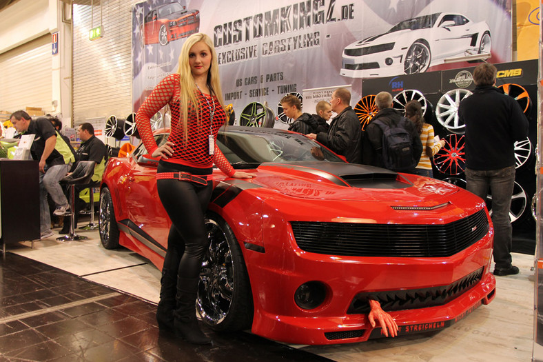 Essen Motor Show 2012: auta, motocykle i gorące dziewczyny
