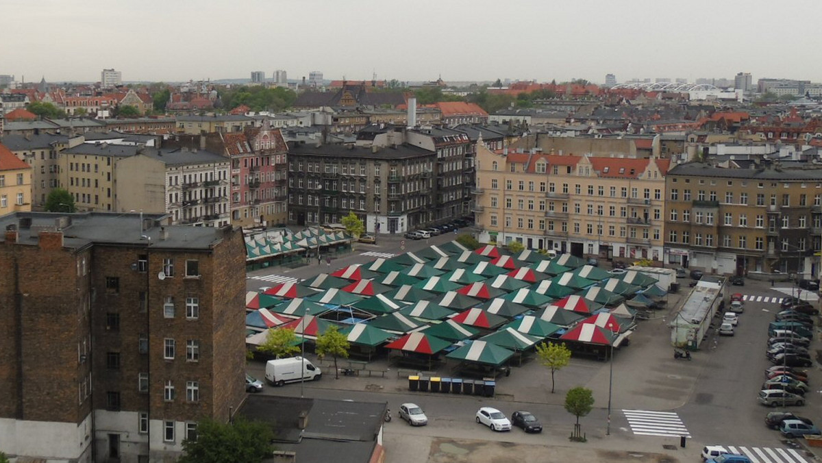 Poznańska dzielnica Łazarz może przypominać warszawską Pragę, czy berliński Kreuzberg. Pomysłodawcy Otwartej Strefy Kultury poprzez działania kulturalne, edukacyjne i społeczne zamienią ulice, skwery i inne przestrzenie dzielnicy.