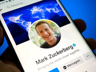 Inwestycje w kryptowaluty i media społecznościowe – głównie na tym swoje fortuny zbudowali w tym roku najbogatsi Amerykanie. Na liście „Forbes 400” najbogatszych Amerykanów przed 40 rokiem życia, wciąż króluje Mark Zuckerberg. Jego majątek wynosi 134,5 miliarda dolarów