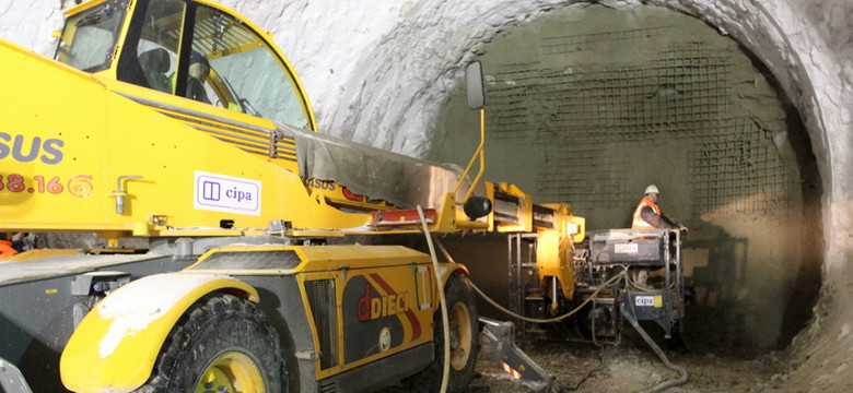 II linia metra: ruszyła budowa korytarza pod tunelem Wisłostrady