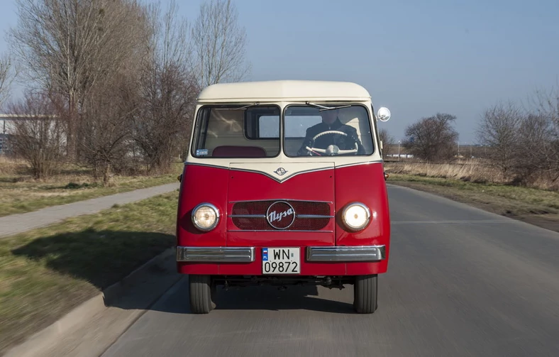 Charakterystyczny płaski "pysk" pierwszej Nysy jest dzisiaj niespotykany na drogach. Kiedyś był to nieodłączny element motoryzacyjnego krajobrazu Polski