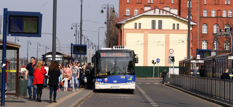 Koniec strajku MZK w Bydgoszczy. Wracają autobusy i tramwaje