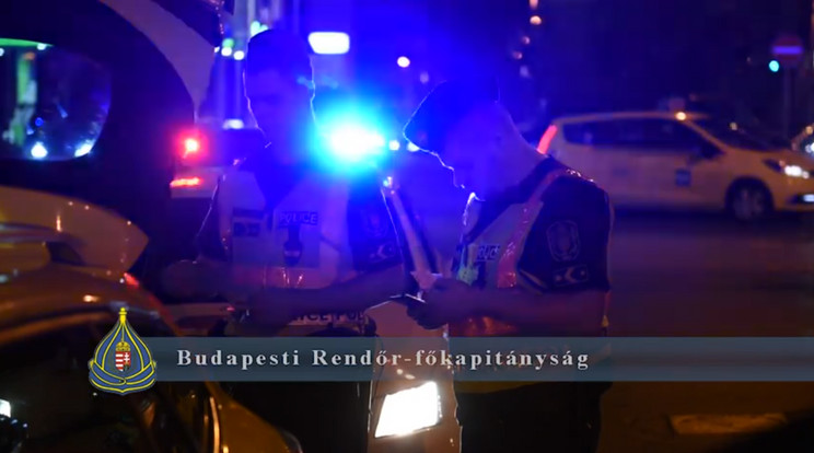 Rendőrök razziáztak több budapesti kerületben / Fotó: police.hu