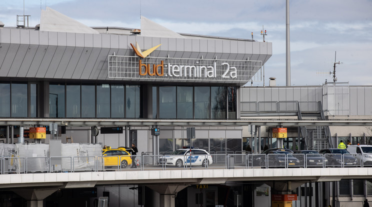 A Budapest Airport szerint az egyik üzemanyagkiszolgálónál átmeneti készletezési probléma van /fotó: Zsolnai Péter