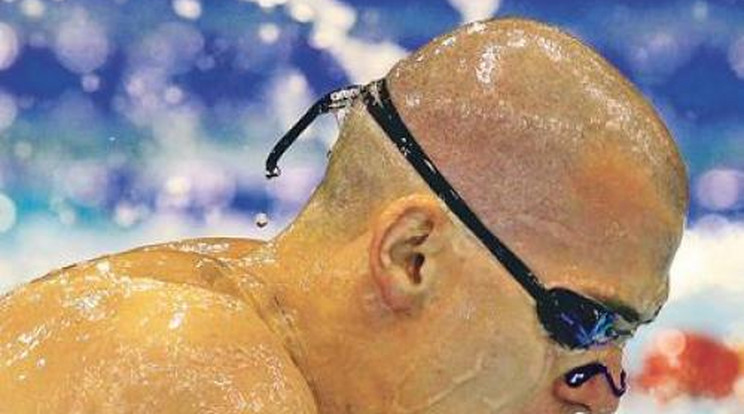 Cseh csak a medencében riválisa Phelpsnek