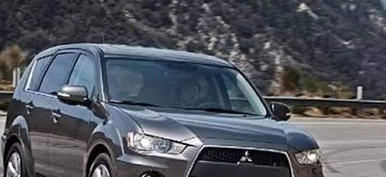 Mitsubishi Outlander - SUV z paszczą rekina