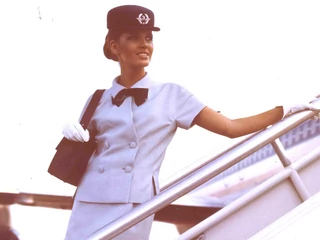 Linie lotnicze zawsze dbały o szyk - dla Air France stroje projektowali najlepsi projektanci, np. Dior.