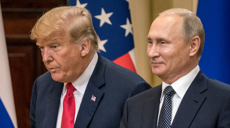 Donald Trump amerikai és Vlagyimir Putyin orosz elnök sajtótájékoztatóján Trump nem állt a helyzet magaslatán /Fotó: Getty Images