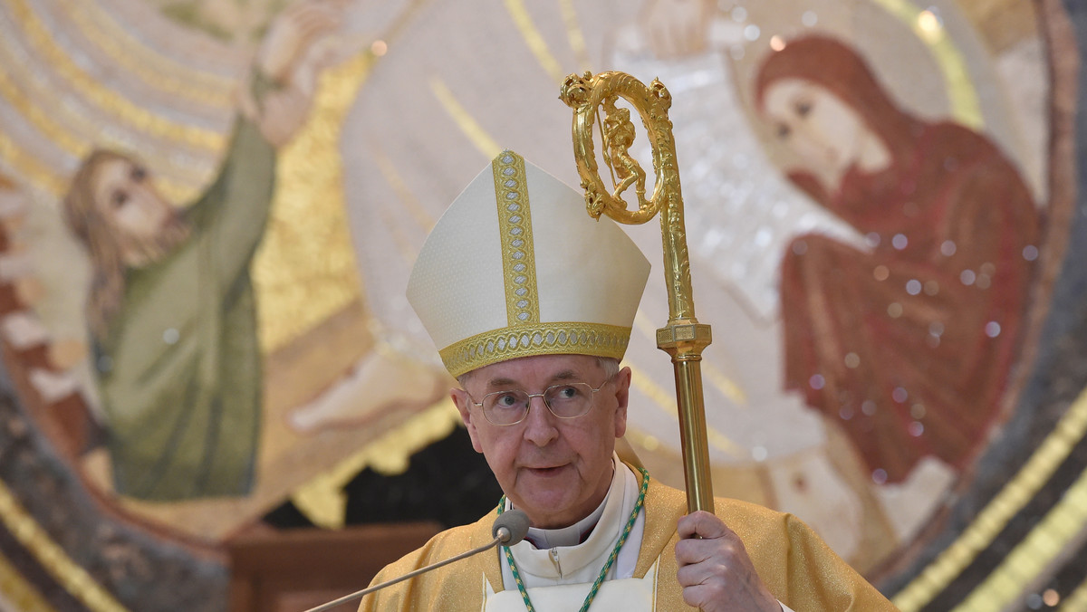 - Niech elementem obchodów 100. rocznicy niepodległości Polski stanie się prawne i definitywne zabezpieczenie wolnej niedzieli - zaapelowało prezydium Konferencji Episkopatu Polski.