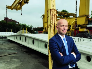 Wiceprezes Pekabeksu Przemysław Borek w Polsce zarządza już czterema fabrykami i właśnie buduje piątą