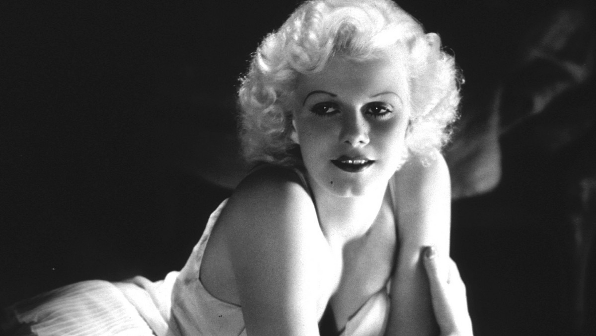 Była pierwszą platynową blondynką, która niepodzielnie zawładnęła Fabryką Snów. Stała się ucieleśnieniem męskich marzeń, wzorem do naśladowania dla kobiet i muzą swojej następczyni, Marilyn Monroe.