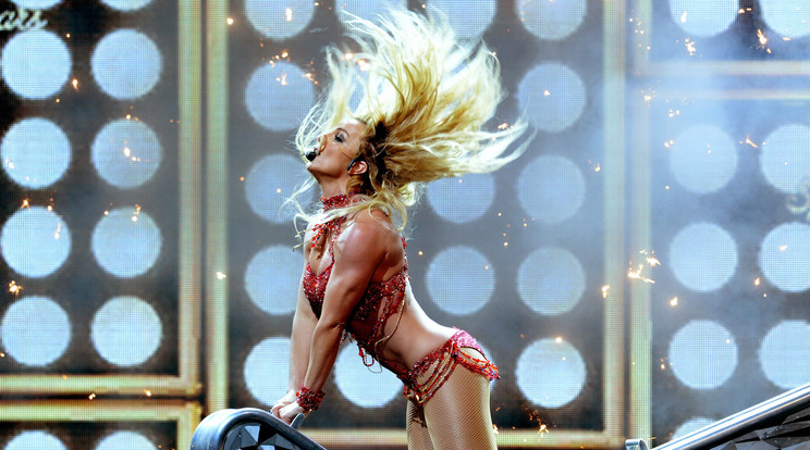 Britney Spears bomba formában lépett fel Billboard Music Awards gáláján / Fotó: Europress GettyImages