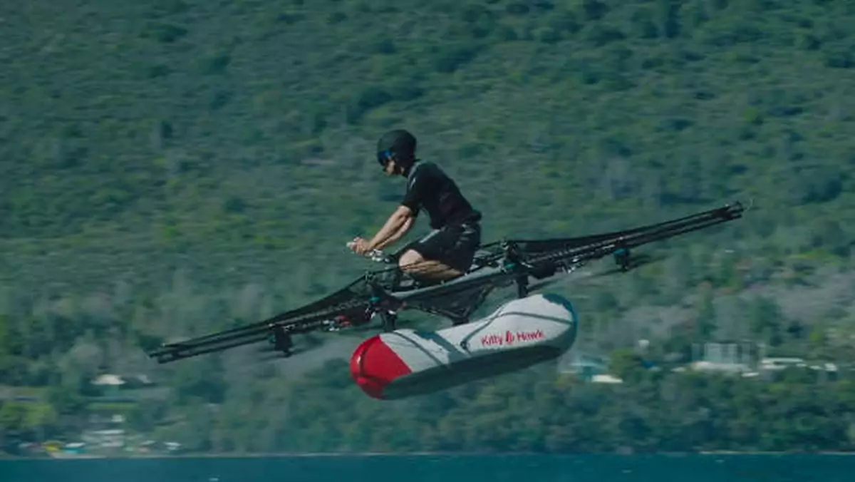 Larry Page i jego latający pojazd (wideo)