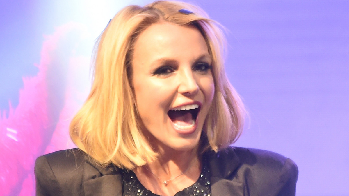 Britney Spears jest znowu zakochana! Piosenkarka zdradziła kilka dni temu, że rozpoczęła właśnie nowy związek. Teraz zamieściła na swoim Instagramie zdjęcie z ukochanym.