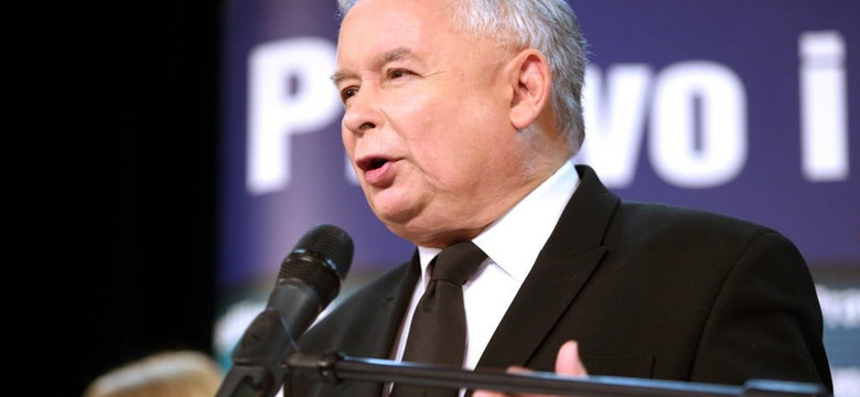 Sondaż: PiS traci. Pułapka konserwatywnej rewolucji Kaczyńskiego