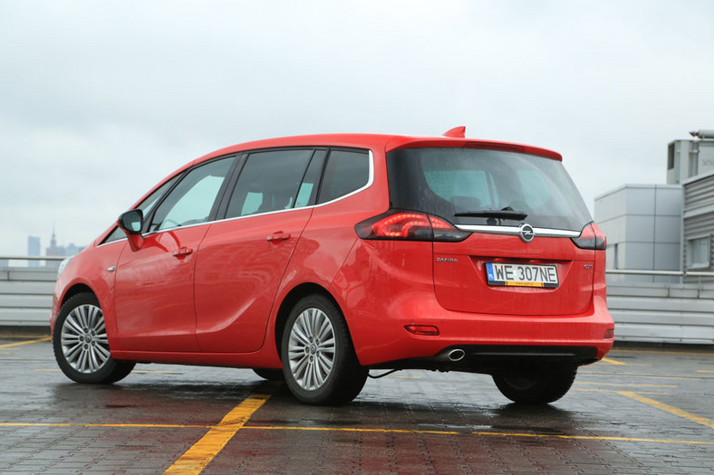 Opel Zafira 2.0 CDTI - 7 miejsc dla rodziny