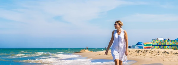 W Chorwacji nie można iść przez 15 km plażą, bo drogę zablokują budynki, skały itp. W Polsce wchodzisz na plażę w Sopocie i idziesz aż do Gdyni - mówi Pavel Trojan, autor czeskich przewodników po Polsce, dyrektor praskiego biura POT