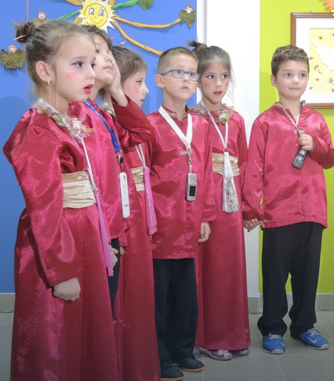 Biće novca za još jedan vrtić: Mališani u kineskim nošnjama