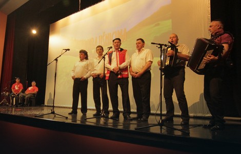 Izvorna grupa "Prijani" iz Glamoča