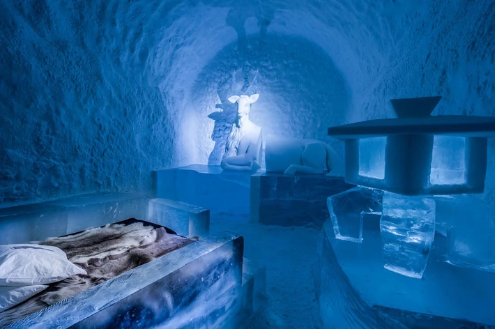 Pierwszy na świecie całoroczny lodowy hotel