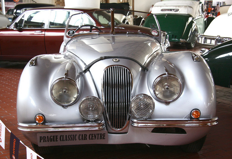 Jaguar: 60 lat modelu XK