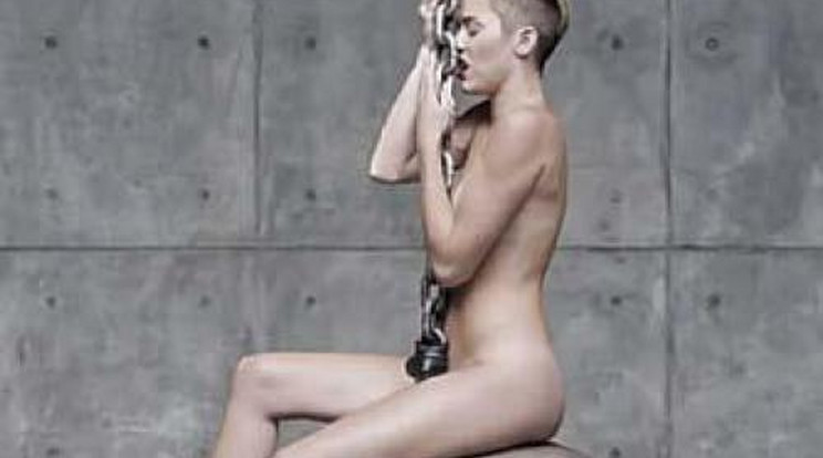 Ezért meztelenkedik Miley Cyrus