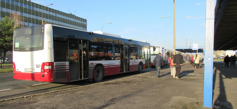 Opole: nie będzie reklam lichwy na autobusach. MZK włączy się w kampanię informującą
