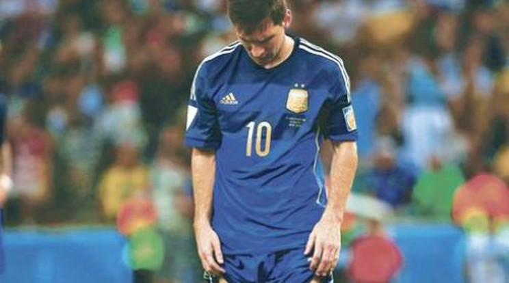 Összeomlás: Messi hiába lett a vb legjobbja