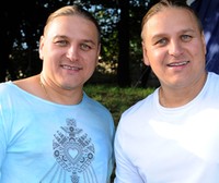 Nie tylko Golcowie i Mroczkowie. Które gwiazdy mają bliźniacze rodzeństwo?