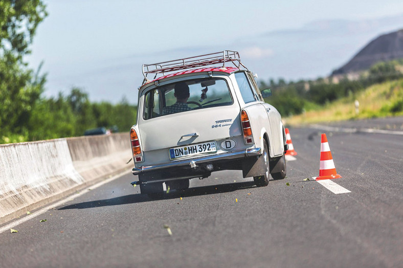 Trabant 601 Universal kontra Mini Traveller - dwusuw z NRD czy Mini-maluch?