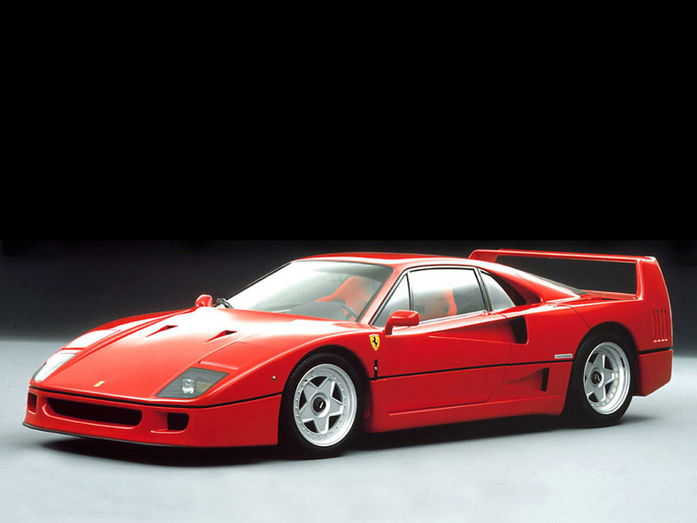 Ferrari: gwiazdy aukcji Leggenda e Passione