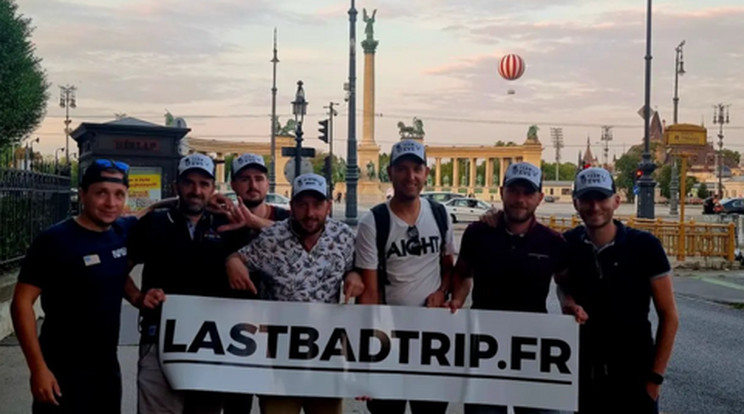 Legénybúcsús csapat érkezőben, még nem tudják mi vár rájuk / Fotó: LastBadTrip.fr
